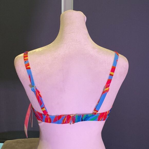 Women’s Tabitha Brown Bikini Top Adjustable Straps Size 0-2 NWT - Picture 5 of 9